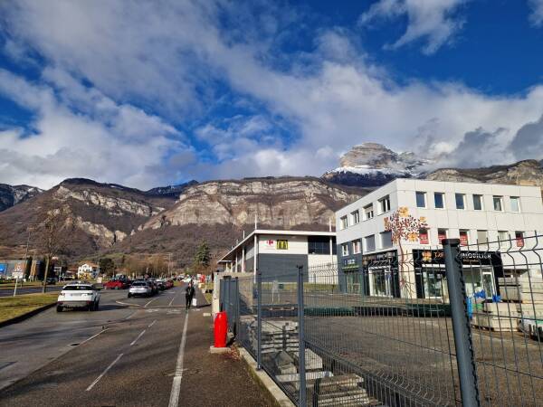 Crolles emplacement de premier choix