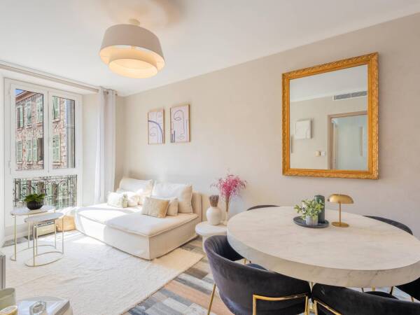 Appartement  - 3 pièces  - 58.51 m² -  420 000 € - À vendre 