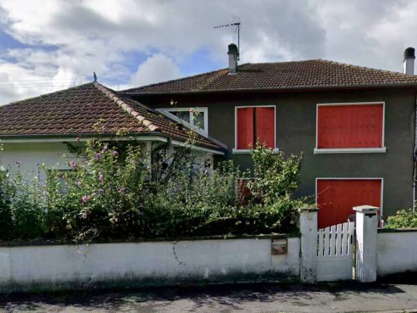 Oloron – Maison familiale avec jardin – Vente à terme libre