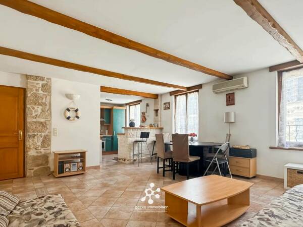 Nice-Wilson- 2 pièces en dernier étage