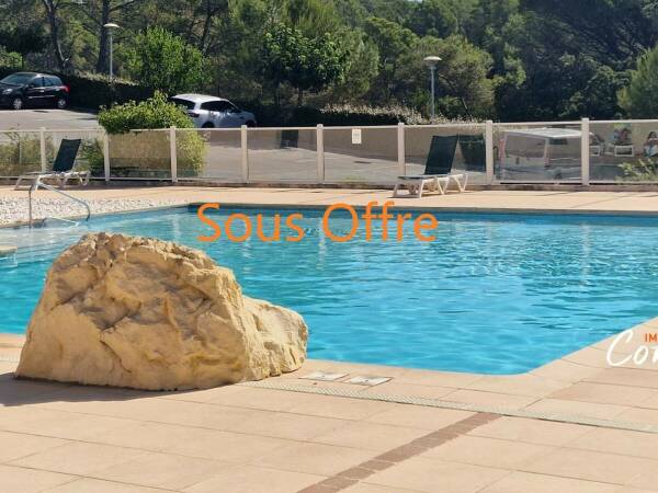 Achat T2 avec terrasse et parking à Roquebrune sur argens - Sous Offre -