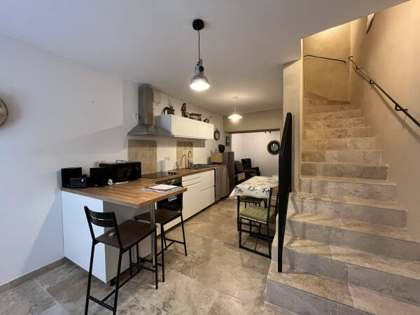 Maison à Régusse