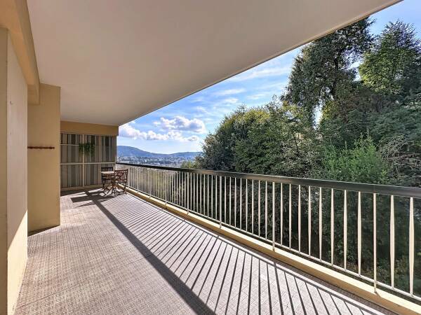 Appartement  - 2 pièces  - 57.71 m2 -  295 000 € - À vendre