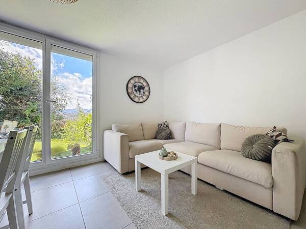 Appartement  - 2 pièces  - 39.75 m² -  265 000 € - À vendre 