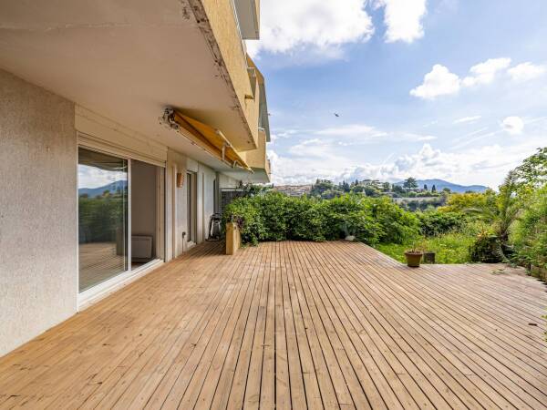 Appartement  - Appartement  - 3 pièces  - 59.0 m2 -  349 000 € - À vendre 