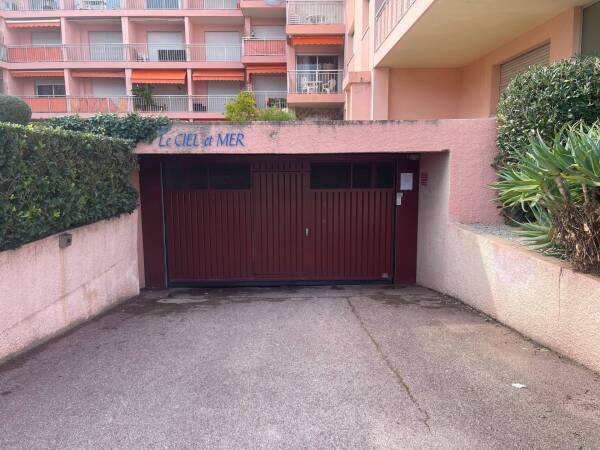 Garage À Louer