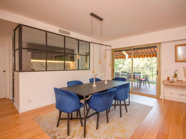 Appartement  - 3 pièces  - 98.51 m² -  499 000 € - À vendre 
