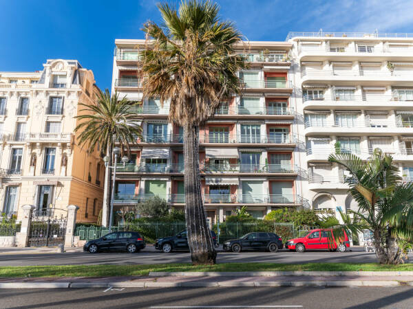 Appartement  - 3 pièces  - 92.0 m2 -  1 199 000 € - À vendre