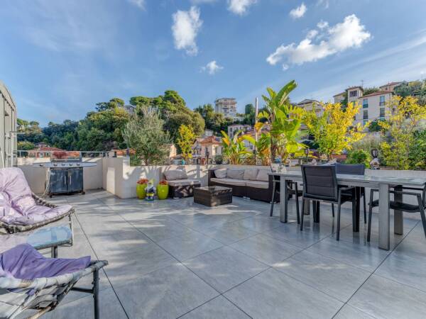 Appartement  - 4 pièces  - 80.0 m2 -  499 000 € - À vendre 