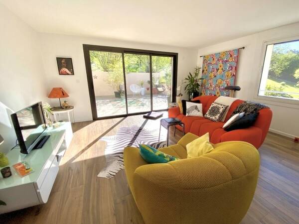 Appartement T4 avec grande terrasse, vue panoramique et garage