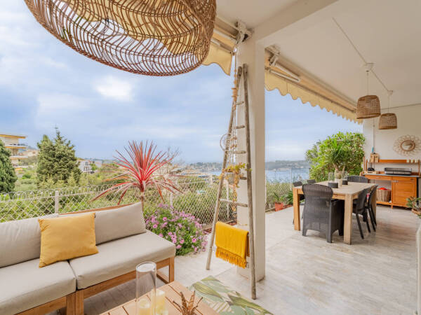 Appartement  - 4 pièces  - 105.51 m² -  1 250 000 € - À vendre 