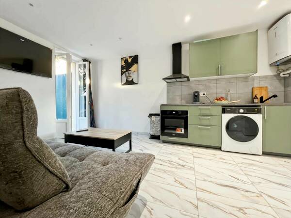 Studio / 2 Pièces Nice Fac de Lettres rue de France