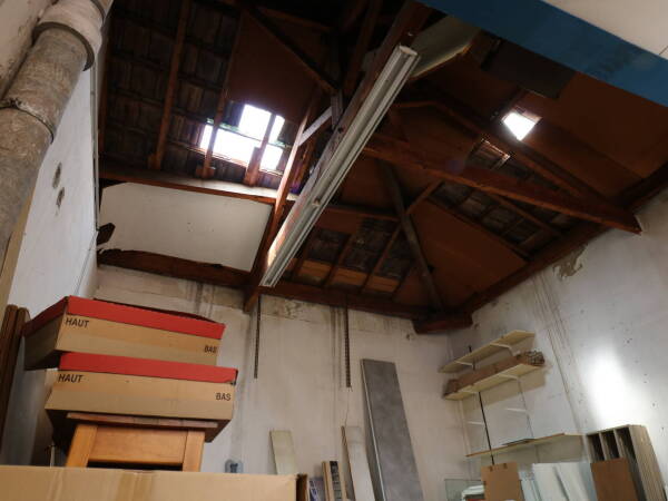 Maison  - Maison de ville  - 6 pièces  - 272.0 m2 -  1 050 000 € - À vendre 