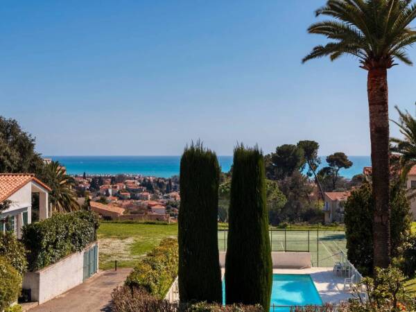 Maison 4 pièces 95 m² · à Cagnes-sur-Mer · 95 m² · 485 000 €