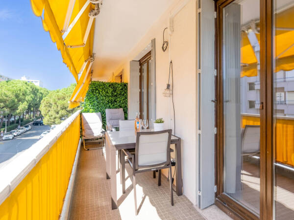 Appartement  - 3 pièces  - 61.53 m2 -  398 000 € - À vendre 