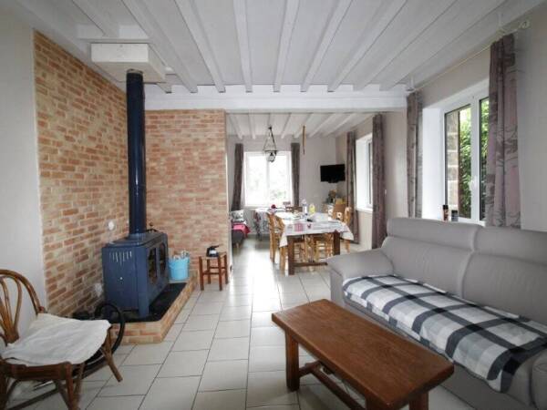 VIAGER OCCUPÉ À TEURTHÉVILLE-BOCAGE