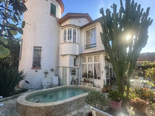 VIAGER OCCUPÉ À ANTIBES