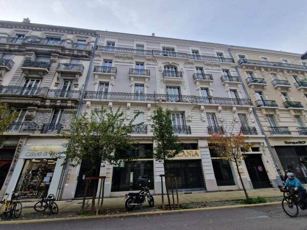Superbe appartement haussmannien de 143 m² au cœur de Grenoble