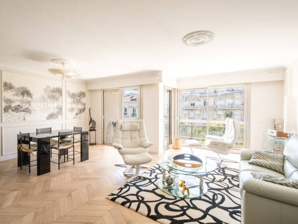 Appartement  - 3 pièces  - 87.02 m² -  975 000 € - À vendre 