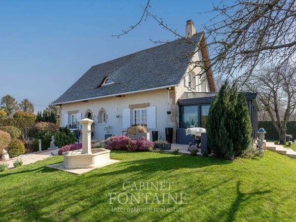 Maison  8 pièce(s) 160 m2