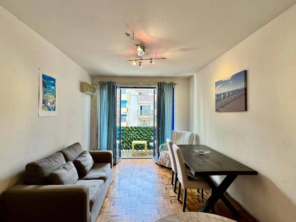 Appartement  - 2 pièces  - 54.16 m² -  273 000 € - À vendre 
