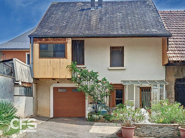 Maison de Village atypique à Repenser