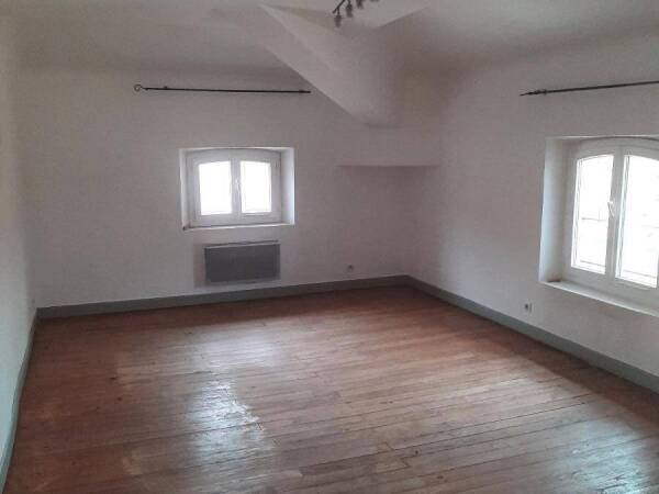 Appartement à Aups (83630)