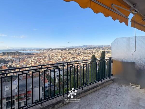 Nice - Mont Boron - 2 pièces avec vue mer