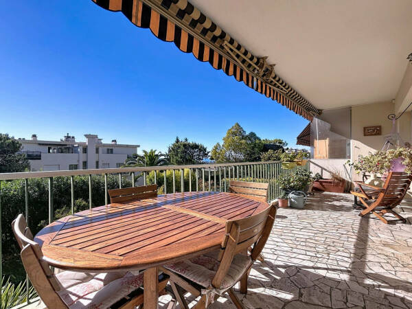 Appartement  - 4 pièces  - 103.39 m2 -  668 000 € - À vendre 