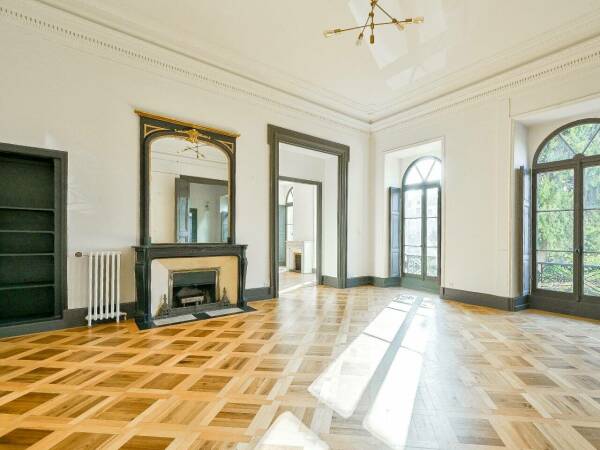 NICE CIMIEZ - Superbe appartement atypique dans Palais bourgeois      
