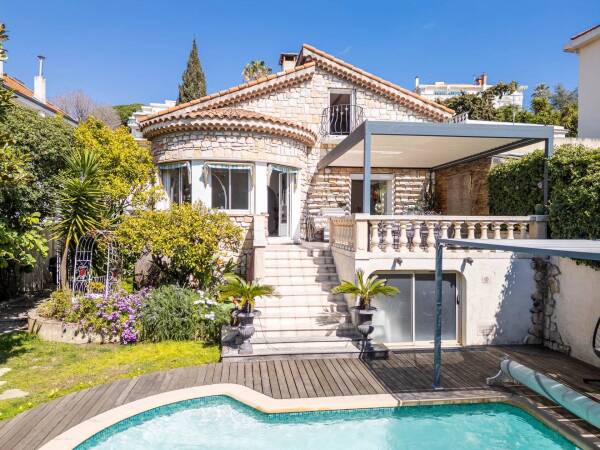 Maison avec piscine Nice Mont Boron à 10min du Port