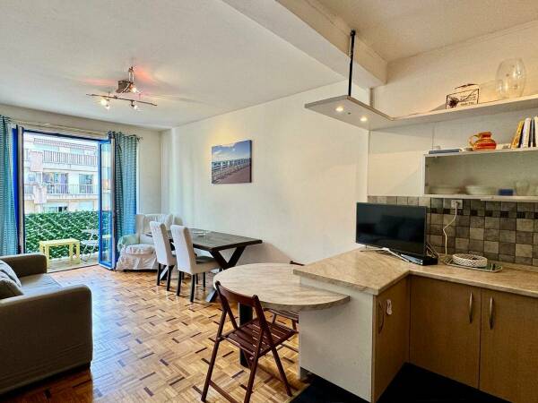 Appartement  - 2 pièces  - 54.16 m2 -  273 000 € - À vendre 