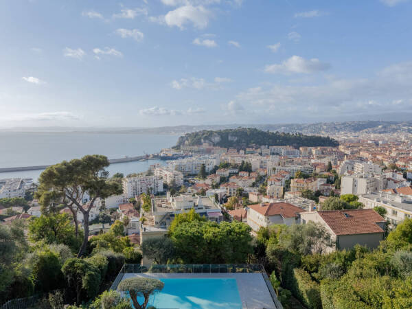 Appartement  - 3 pièces  - 85.78 m2 -  1 400 000 € - À vendre 