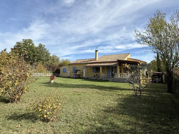 Viager Occupé - Villa avec Piscine à Montmeyan 83670  Var H80ans et F80ans