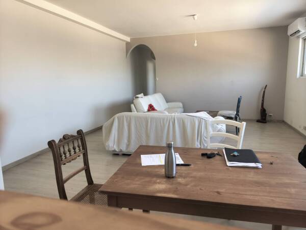 A LOUER bureau 110 m2 avec parkings - Le Pradet