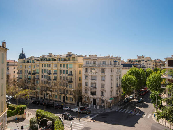 Appartement  - 4 pièces  - 100.05 m² -  580 000 € - À vendre 