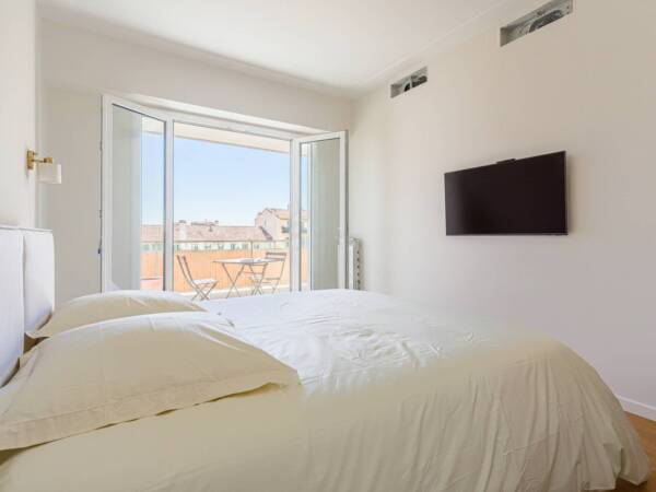 Appartement  - 2 pièces  - 53.0 m² -  550 000 € - À vendre 