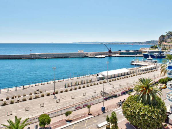 Appartement  - 3 pièces  - 69.68 m² -  800 000 € - À vendre 