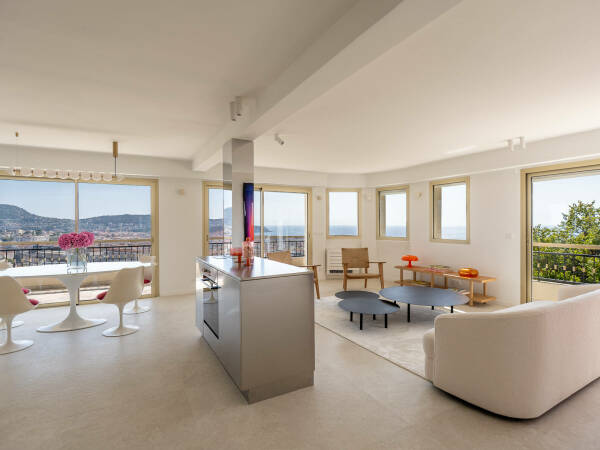 Appartement  - 4 pièces  - 101.92 m2 -  997 500 € - À vendre 