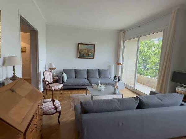 Nue-Propriété Grand Standing 154m² Marseille 8ème – 5 min Vélodrome | Viager sans Rente 406 000€ – Azur Viager
