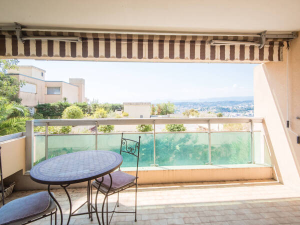Appartement  - 3 pièces  - 84.44 m² -  475 000 € - À vendre 