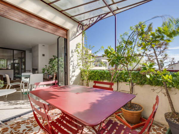Appartement  - 5 pièces  - 133.0 m2 -  680 000 € - À vendre