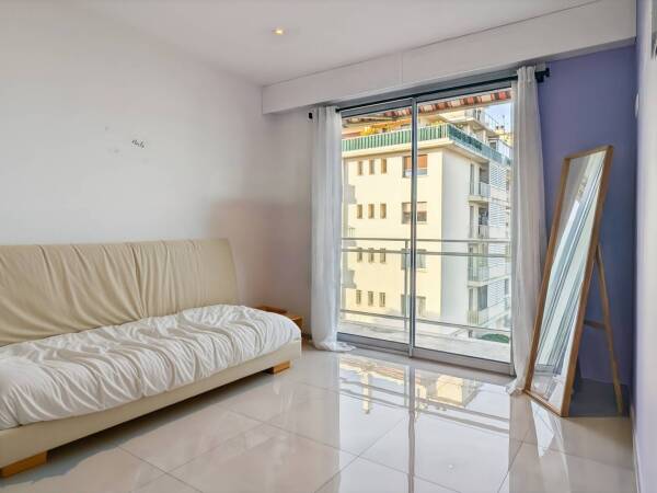 Appartement  - 4 pièces  - 100.87 m2 -  599 000 € - À vendre 