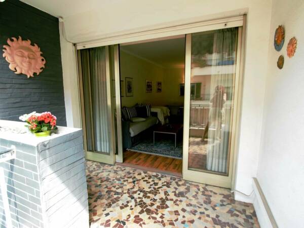 Appartement Nice 3P quartier Gambetta Fleurs