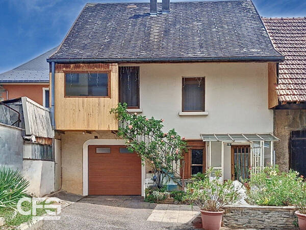 Maison de Village atypique à repenser