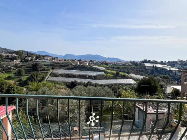 NICE - ST PANCRACE - MAISON  - 2 appartements