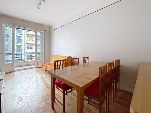 A vendre – Nice Carré d’Or Appartement 3 Pièces Rue de France