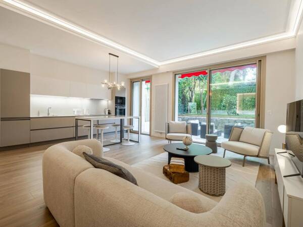 Appartement  - 3 pièces  - 86.01 m² -  990 000 € - À vendre 