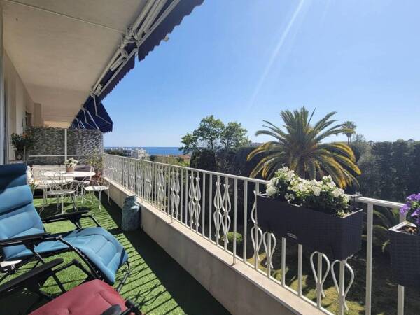 Appartement  - 4 pièces  - 108.1 m² -  690 000 € - À vendre 