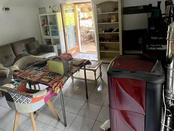 VENTE EN NUE PROPRIÉTÉ À BESSÈGES